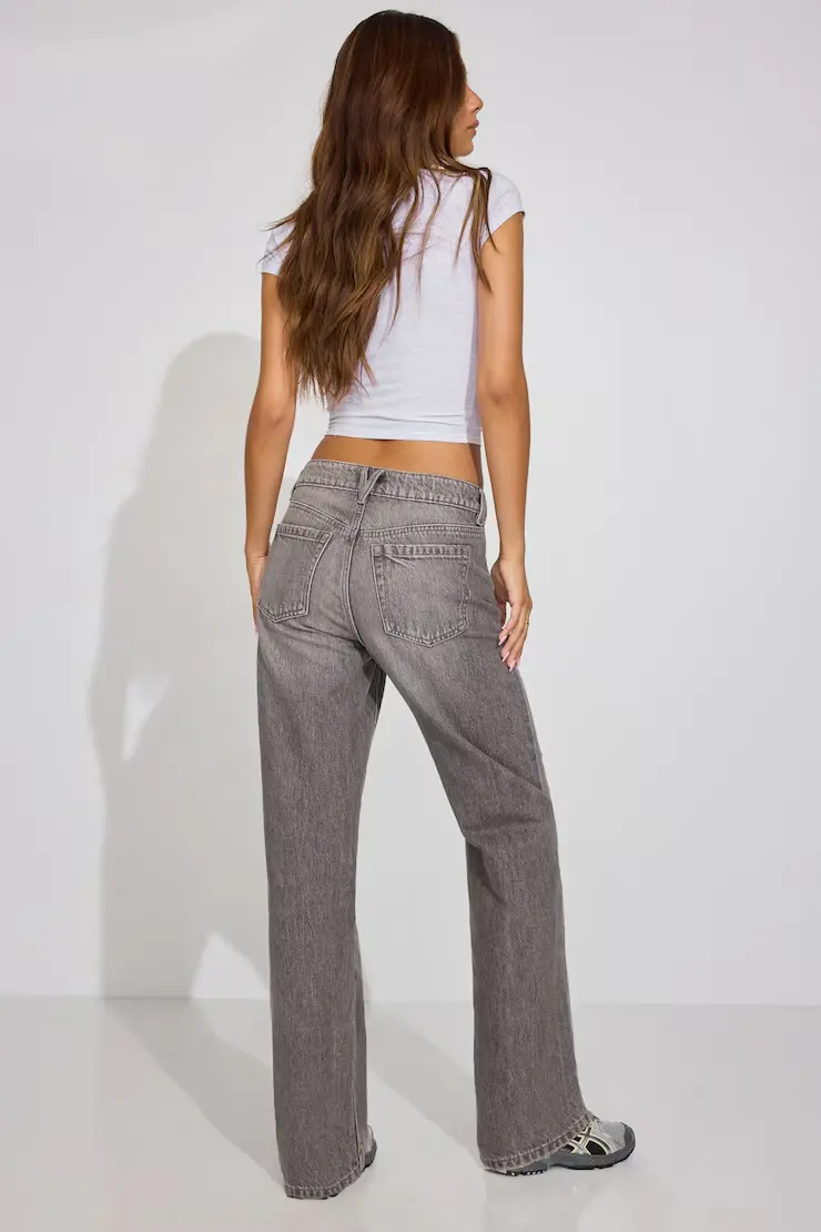 90S Straight Jeans - Image 3